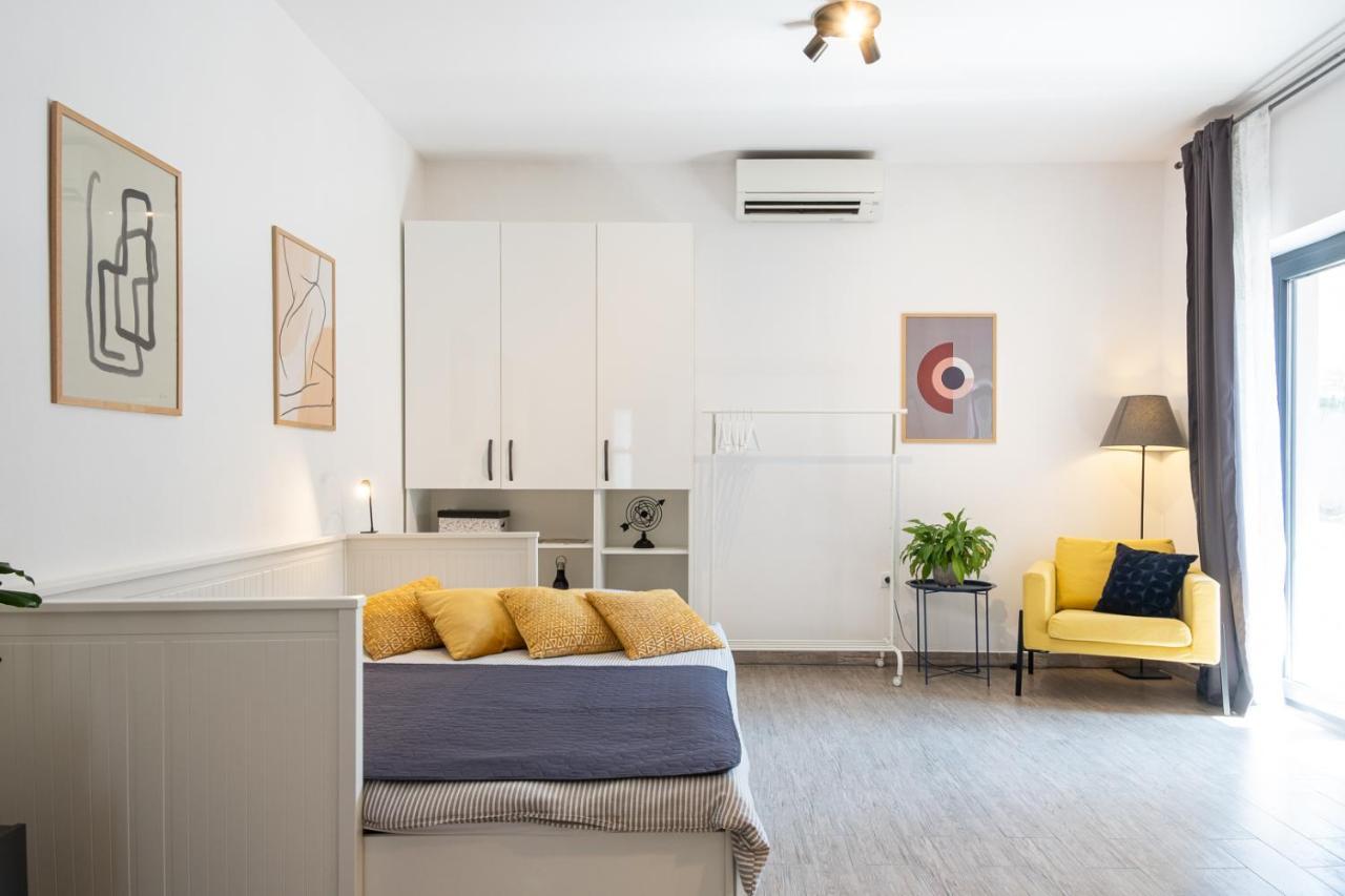Studio Apartment Les - 4 Min Walk From Amphiteatre Pula Luaran gambar